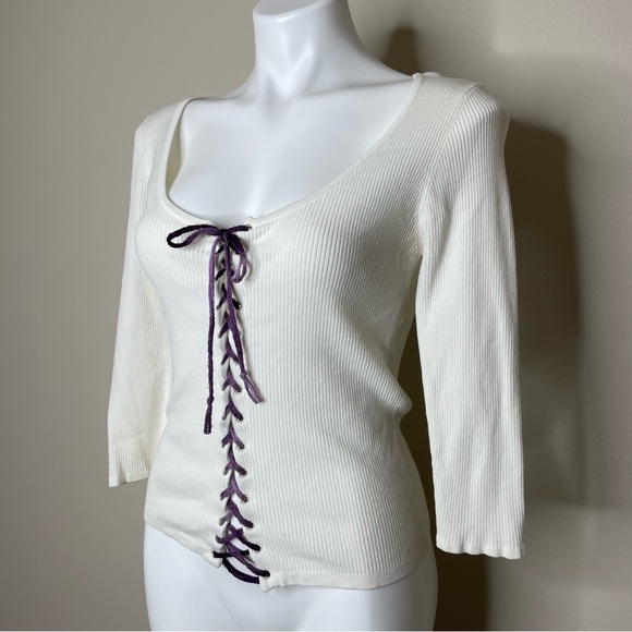 Vintage Cream Long Sleeve Ribbed Knit Top with Purple Lace-up Front Closure - Picture 2 of 5